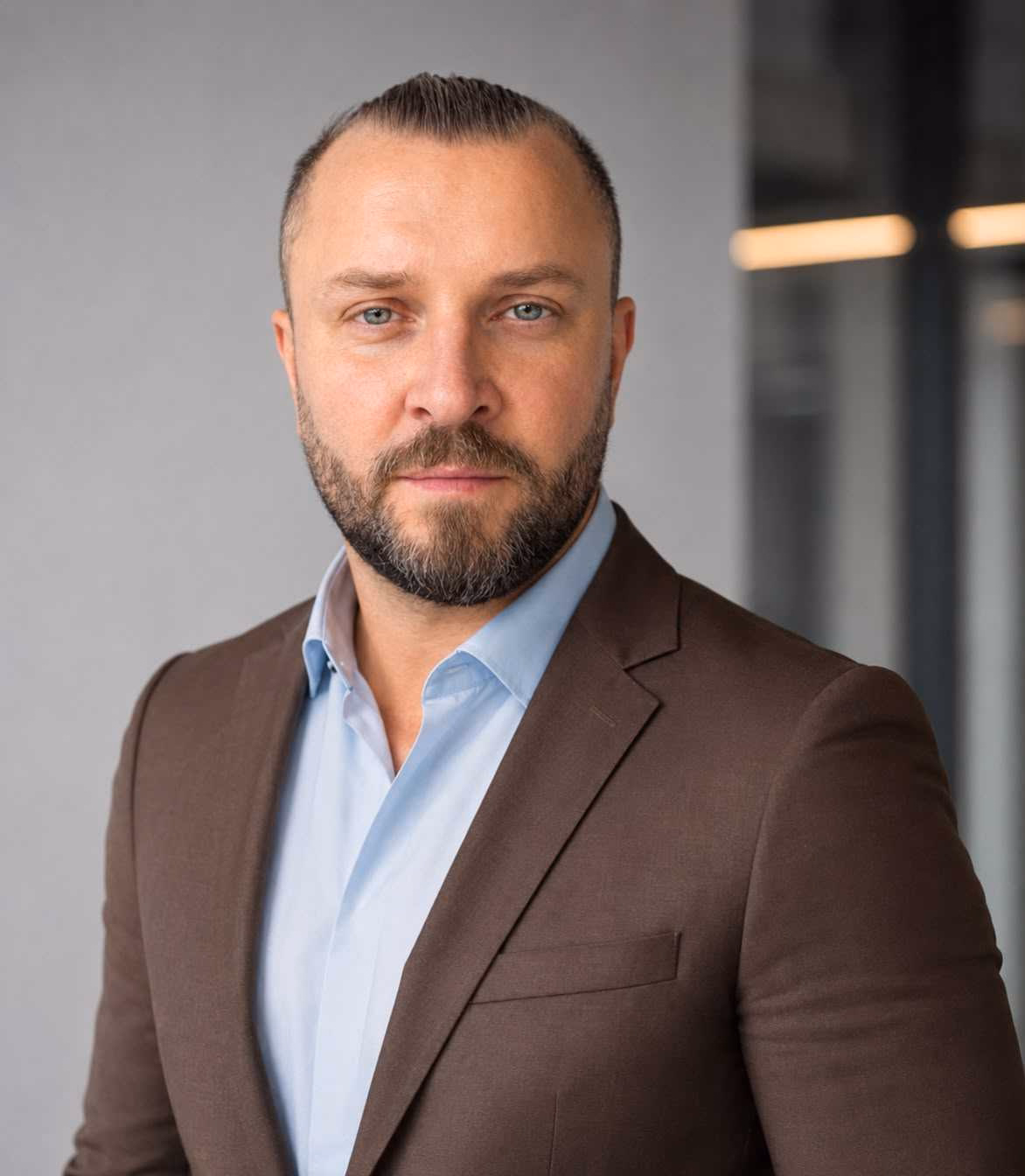 Alexander Knodel – Founder & CTO, Grovia Digital